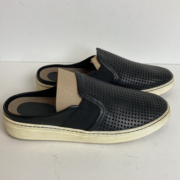 EARTH Zest Black Leather Slip-On Perforated Slides Size 9 Comfort Walking Summer - Picture 5 of 16